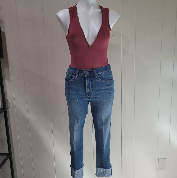 G by Guess Belinda  Zip Front Halterneck Bodysuit Women's Sz XS Burnt Brick NWT - Picture 12 of 12